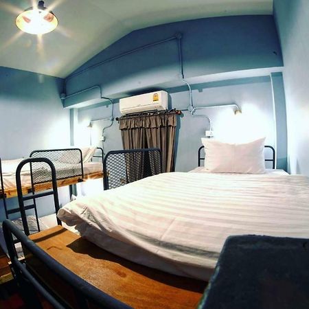 Talardkao Balcony Krabi Hostel Екстериор снимка