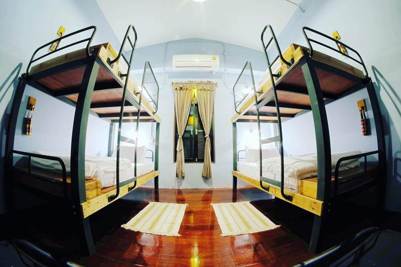 Talardkao Balcony Krabi Hostel Екстериор снимка