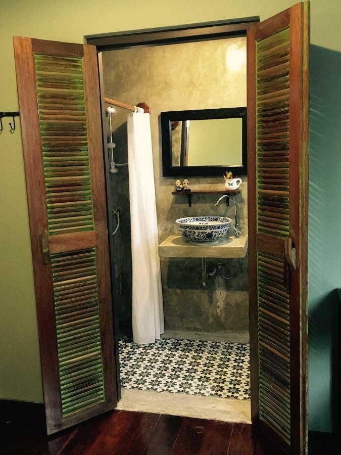 Talardkao Balcony Krabi Hostel Екстериор снимка