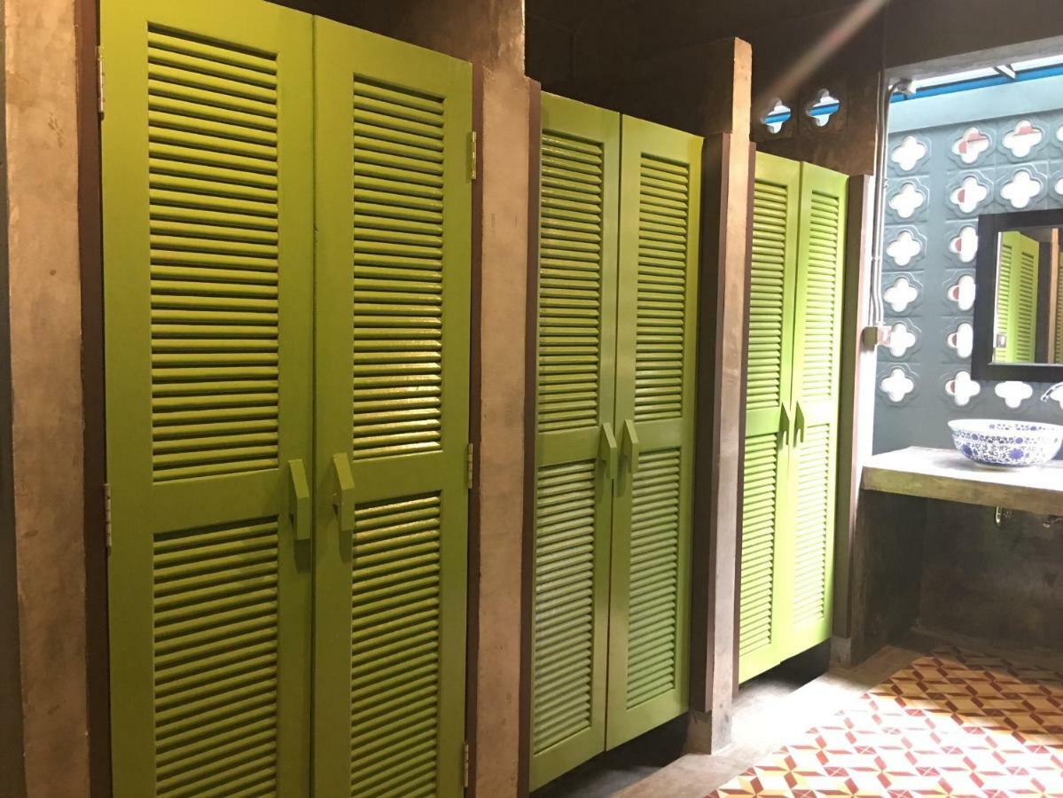 Talardkao Balcony Krabi Hostel Екстериор снимка