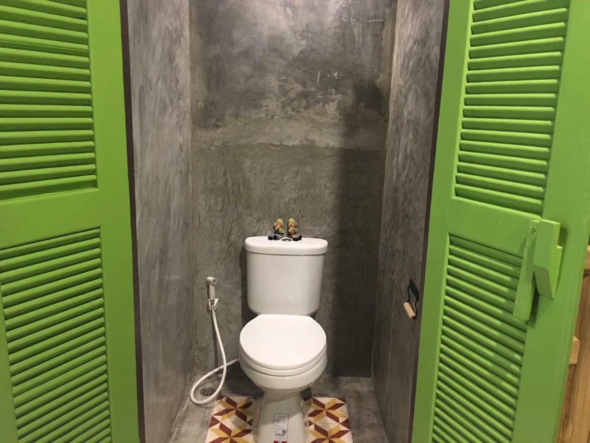 Talardkao Balcony Krabi Hostel Екстериор снимка